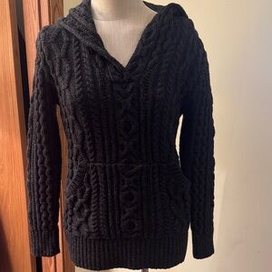 Elegant Black Cable Knit V-Neck Sweater